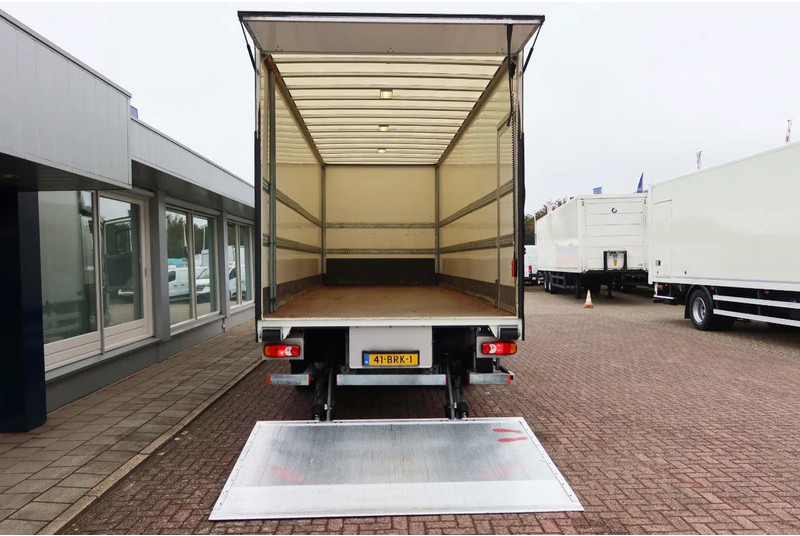 DAF CF 290 Bakwagen+Klep Dhollandia 1500 kg - Camión caja cerrada: foto 4 DAF CF 290 Bakwagen+Klep Dhollandia 1500 kg - Camión caja cerrada: foto 4
