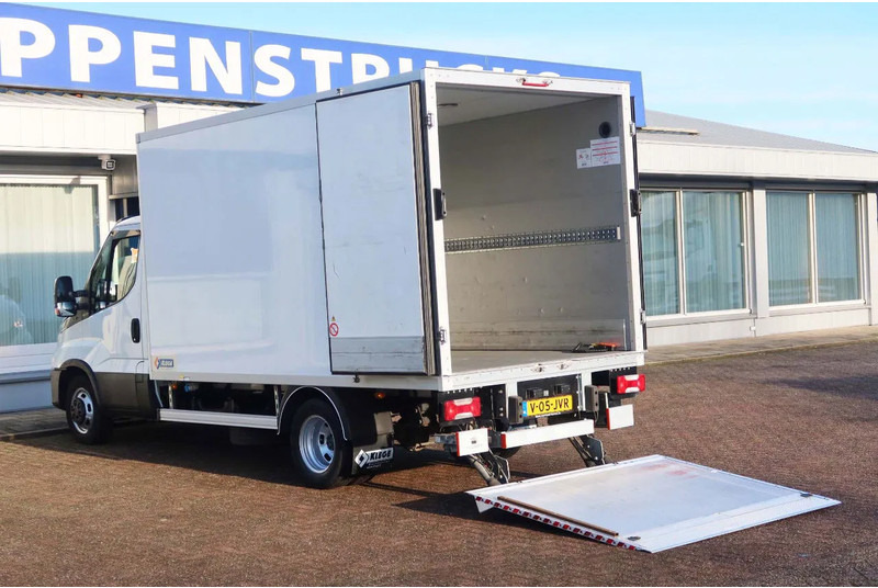 Iveco Daily 35C16 Carrier Xarios 350 Koel+Vries+verwarmen + stekker 220 volt, Dhollandia 750 kg klep - Furgoneta frigorifica: foto 4 Iveco Daily 35C16 Carrier Xarios 350 Koel+Vries+verwarmen + stekker 220 volt, Dhollandia 750 kg klep - Furgoneta frigorifica: foto 4