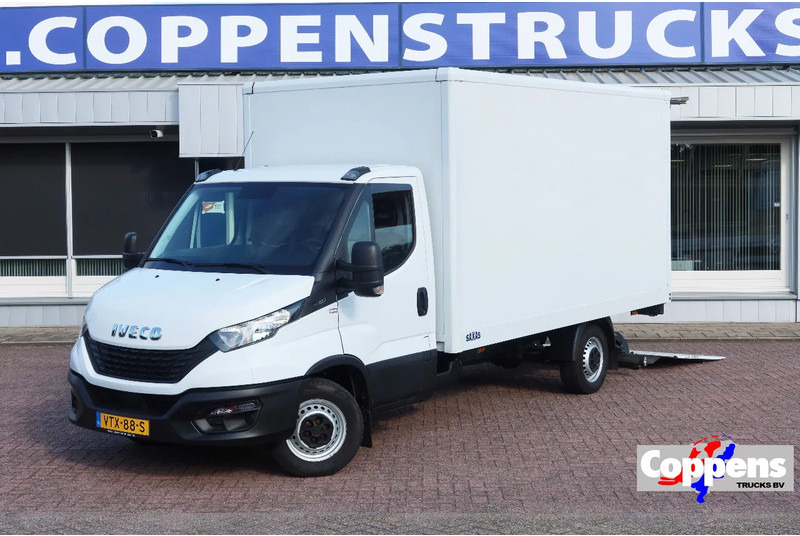 Iveco Daily 35S16 Bakwagen + Laadklep 750kg - Furgoneta caja cerrada: foto 1 Iveco Daily 35S16 Bakwagen + Laadklep 750kg - Furgoneta caja cerrada: foto 1
