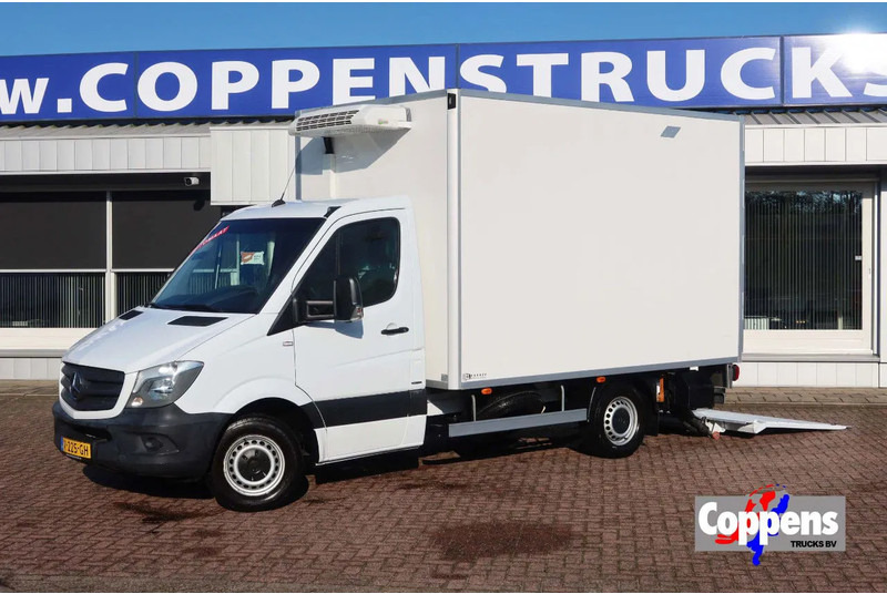 Mercedes-Benz Sprinter 316 CDI Carrier Koel/Vries Bak+Klep. Dag en nacht aansluiting - Furgoneta frigorifica: foto 1 Mercedes-Benz Sprinter 316 CDI Carrier Koel/Vries Bak+Klep. Dag en nacht aansluiting - Furgoneta frigorifica: foto 1