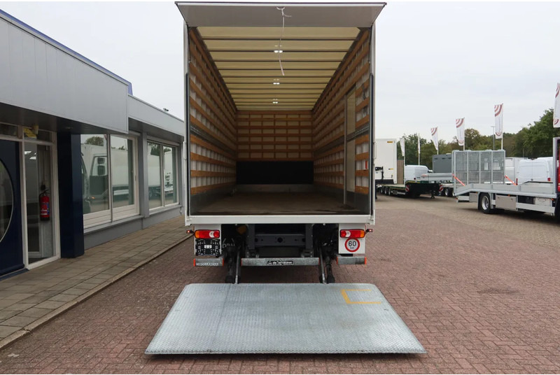 Volvo FL 250 Bakwagen + DHollandia 1500 kg - Camión caja cerrada: foto 4 Volvo FL 250 Bakwagen + DHollandia 1500 kg - Camión caja cerrada: foto 4
