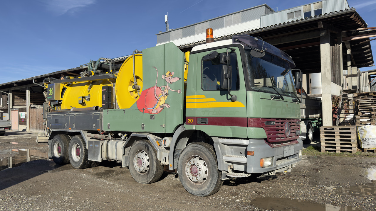 MERCEDES-BENZ Actros 3243 - Camión: foto 1 MERCEDES-BENZ Actros 3243 - Camión: foto 1