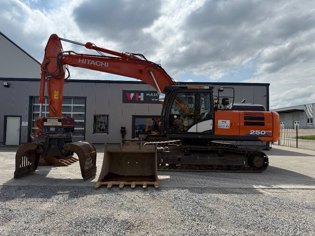 Hitachi ZX 250 LC N-6 - Excavadora de cadenas: foto 2 Hitachi ZX 250 LC N-6 - Excavadora de cadenas: foto 2