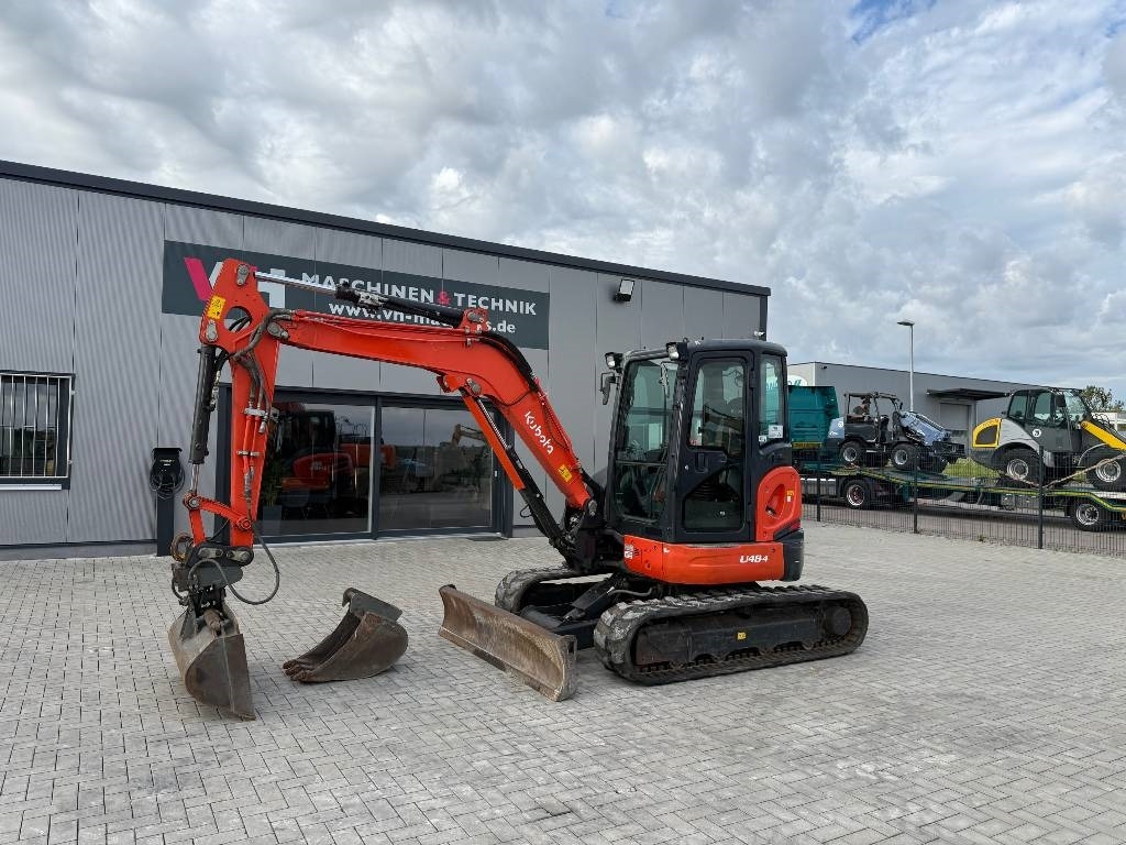 Miniexcavadora Kubota U 48-4: foto 1