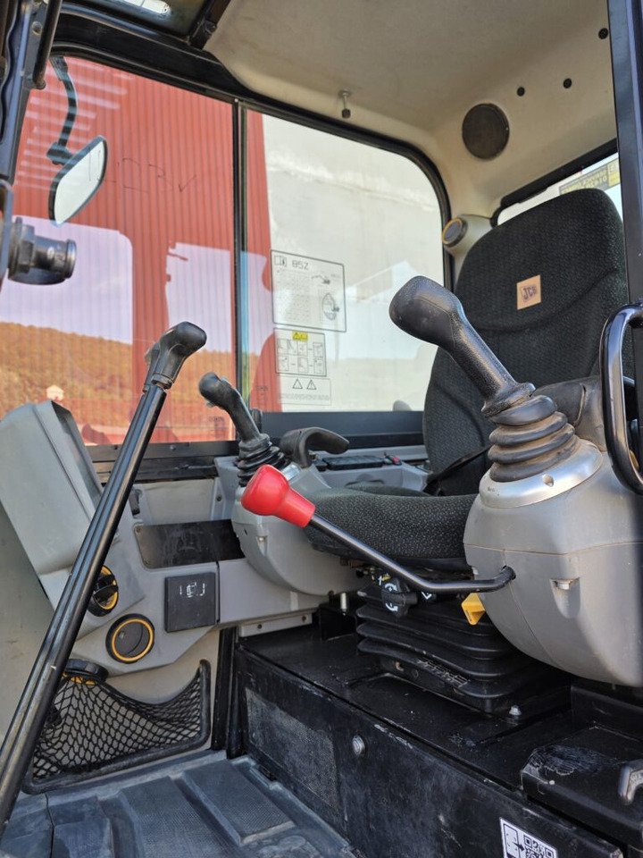 Miniexcavadora JCB 85Z-2: foto 8