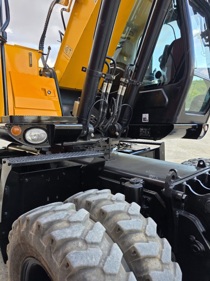 JCB JS200WT4 - Excavadora de ruedas: foto 5 JCB JS200WT4 - Excavadora de ruedas: foto 5