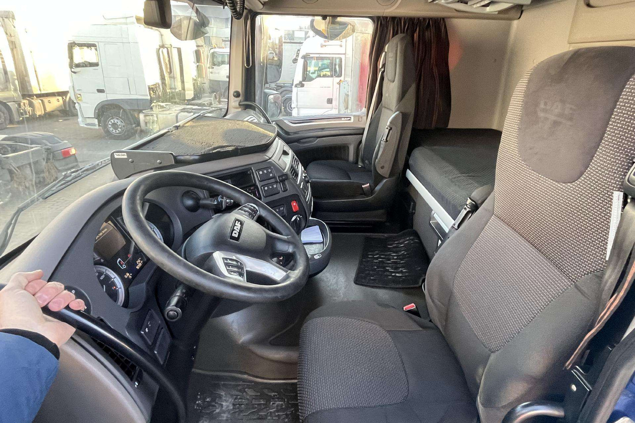 DAF XF 480 MEGA (8305) - Cabeza tractora: foto 5 DAF XF 480 MEGA (8305) - Cabeza tractora: foto 5
