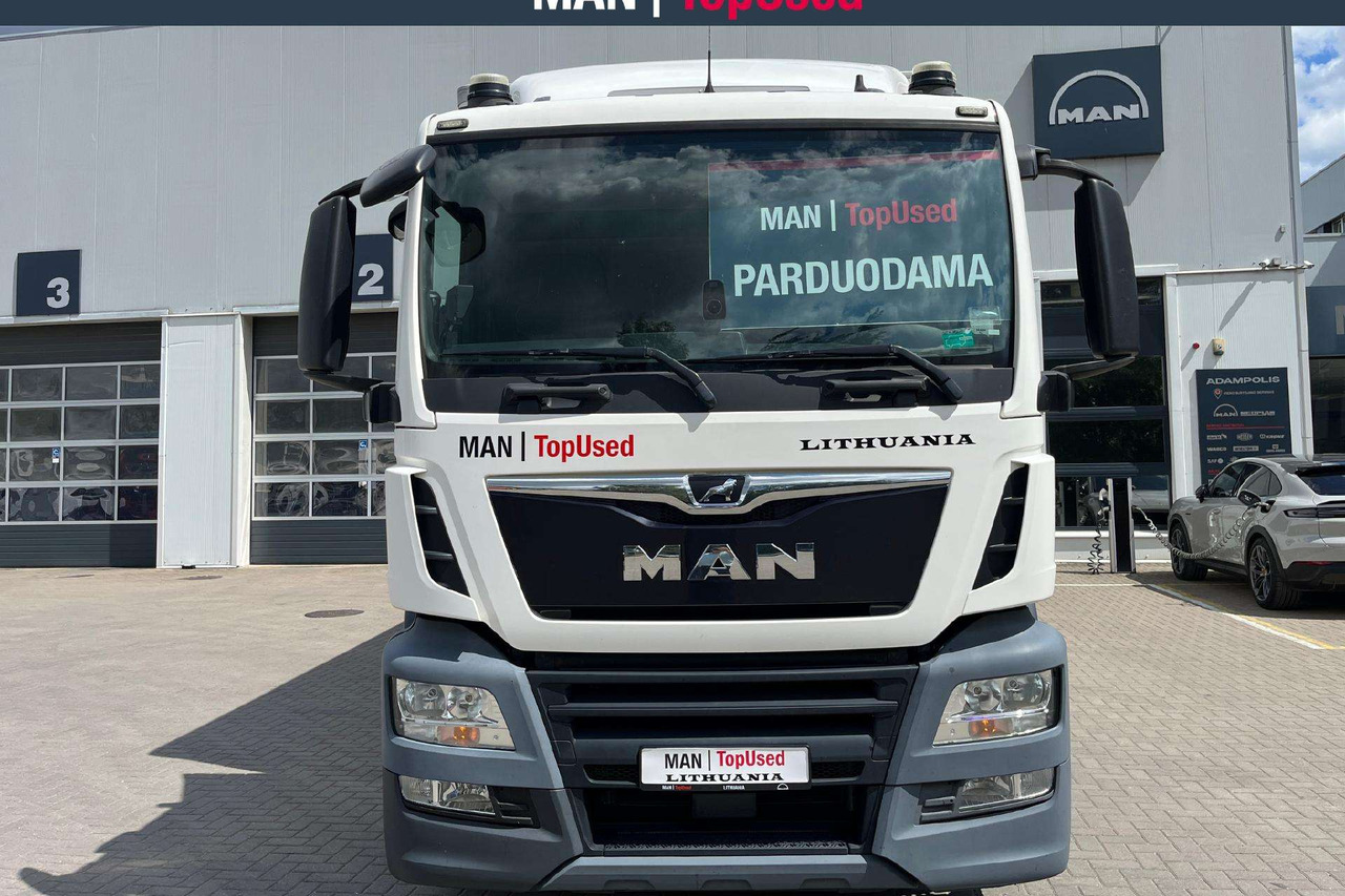 MAN 26.320 6X2-4 LL Carrier Frigo (08749) - Camión frigorífico: foto 2 MAN 26.320 6X2-4 LL Carrier Frigo (08749) - Camión frigorífico: foto 2