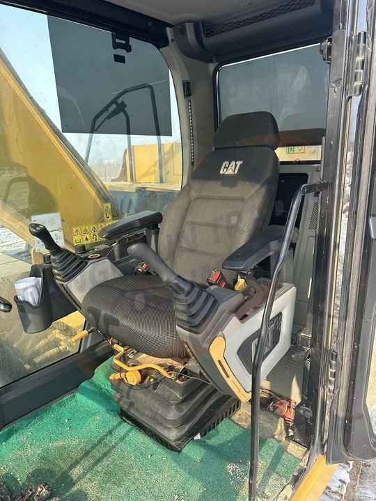 20Tons excavator Used CAT Excavator 320D 320B 320BL 320C 320CL Good Condition On sale - Excavadora de cadenas: foto 2 20Tons excavator Used CAT Excavator 320D 320B 320BL 320C 320CL Good Condition On sale - Excavadora de cadenas: foto 2