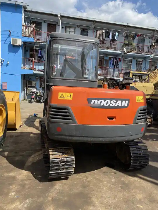 Competitive Price Original Used Doosan Excavator Dh55 With Good Condition for Sale - Miniexcavadora: foto 3 Competitive Price Original Used Doosan Excavator Dh55 With Good Condition for Sale - Miniexcavadora: foto 3