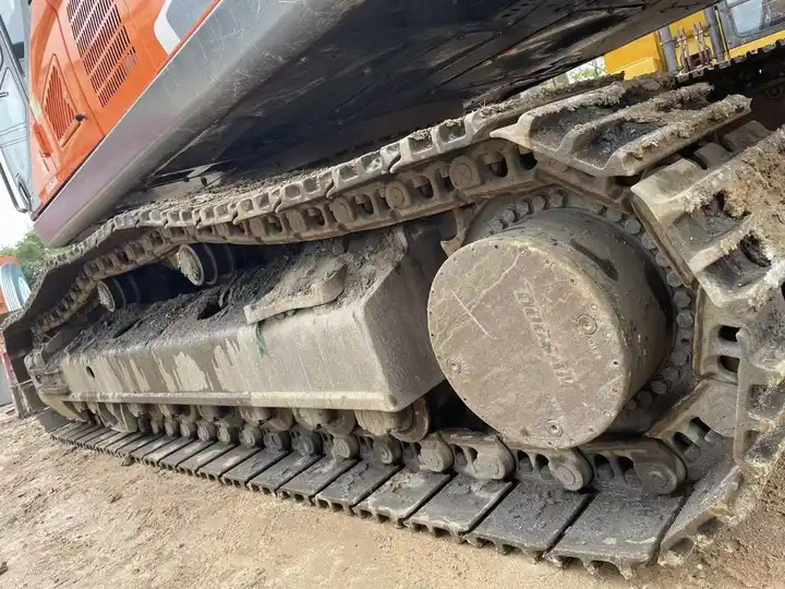 High Quality Second Hand Doosan Dx420 Excavator,Efficient,Energy-saving,And Suitable For Crushing Used Hand Excavators - Excavadora de cadenas: foto 3 High Quality Second Hand Doosan Dx420 Excavator,Efficient,Energy-saving,And Suitable For Crushing Used Hand Excavators - Excavadora de cadenas: foto 3