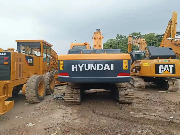 Hyundai 220LC-9s excavator Cheap Price Used large Excavator 22 Ton Hydraulic Digger Crawler in China - Excavadora de cadenas: foto 3 Hyundai 220LC-9s excavator Cheap Price Used large Excavator 22 Ton Hydraulic Digger Crawler in China - Excavadora de cadenas: foto 3