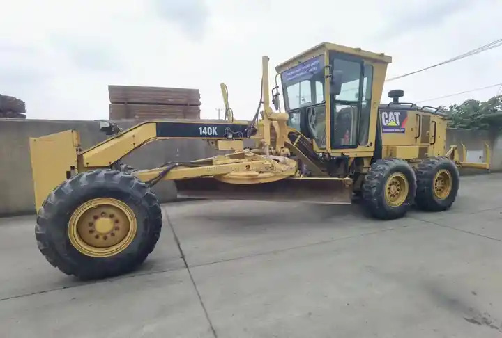 Orginal used cat 140K motor grader with CAT C7 engine in Shanghai China - Grader: foto 2 Orginal used cat 140K motor grader with CAT C7 engine in Shanghai China - Grader: foto 2