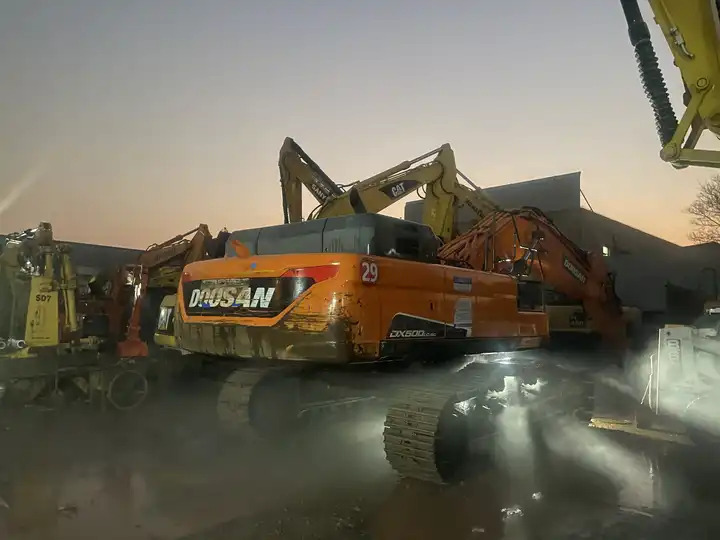 Original Doosan Dx420 Used Excavator/few Working Hours Used 420 Doosan Excavator Dx420 In Stock - Excavadora de cadenas: foto 4 Original Doosan Dx420 Used Excavator/few Working Hours Used 420 Doosan Excavator Dx420 In Stock - Excavadora de cadenas: foto 4