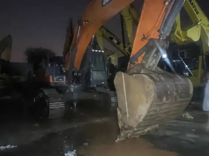 Original Doosan Dx420 Used Excavator/few Working Hours Used 420 Doosan Excavator Dx420 In Stock - Excavadora de cadenas: foto 3 Original Doosan Dx420 Used Excavator/few Working Hours Used 420 Doosan Excavator Dx420 In Stock - Excavadora de cadenas: foto 3