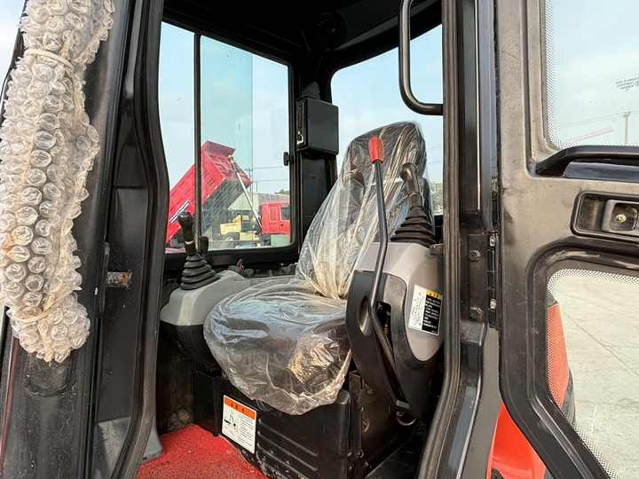 Original Japan Used Kubota KX155 Excavator 6 Ton Kubota KX161 155 165 Mini Digger Small Second Hand Swing Boom Excavator - Excavadora de cadenas: foto 5 Original Japan Used Kubota KX155 Excavator 6 Ton Kubota KX161 155 165 Mini Digger Small Second Hand Swing Boom Excavator - Excavadora de cadenas: foto 5