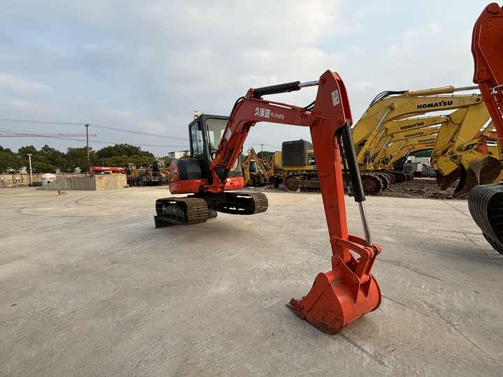 Original Japan Used Kubota KX155 Excavator 6 Ton Kubota KX161 155 165 Mini Digger Small Second Hand Swing Boom Excavator - Excavadora de cadenas: foto 3 Original Japan Used Kubota KX155 Excavator 6 Ton Kubota KX161 155 165 Mini Digger Small Second Hand Swing Boom Excavator - Excavadora de cadenas: foto 3