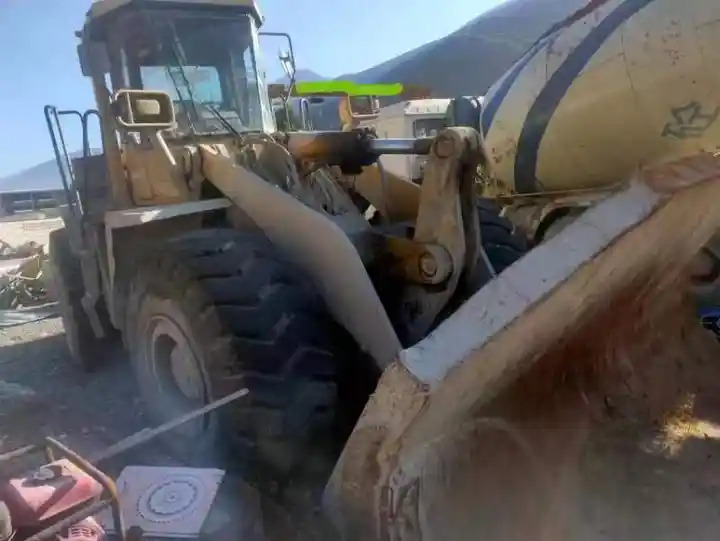 Cargadora de ruedas Popular Low Price Second Hand Soil Load 7ton Komatsu Wa470-3 Wheel Front Loader Used Wa470-3 with good working condition: foto 6
