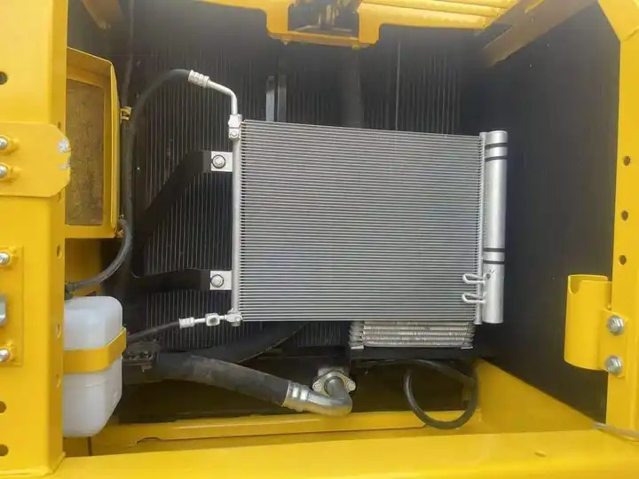 Secondhand Used Pull Throttle Komatsu PC 220-6 with Good Condition PC78 PC78 6 PC110 PC120 PC200 - Excavadora: foto 5 Secondhand Used Pull Throttle Komatsu PC 220-6 with Good Condition PC78 PC78 6 PC110 PC120 PC200 - Excavadora: foto 5