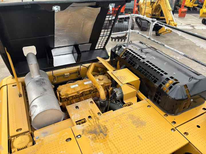 Used CATERPILLAR 336D2 Excavator CAT 336D2 330 360 Used CAT 336D2 Excavator for Sale Used Walking Excavator on Caterpillar - Excavadora: foto 3 Used CATERPILLAR 336D2 Excavator CAT 336D2 330 360 Used CAT 336D2 Excavator for Sale Used Walking Excavator on Caterpillar - Excavadora: foto 3