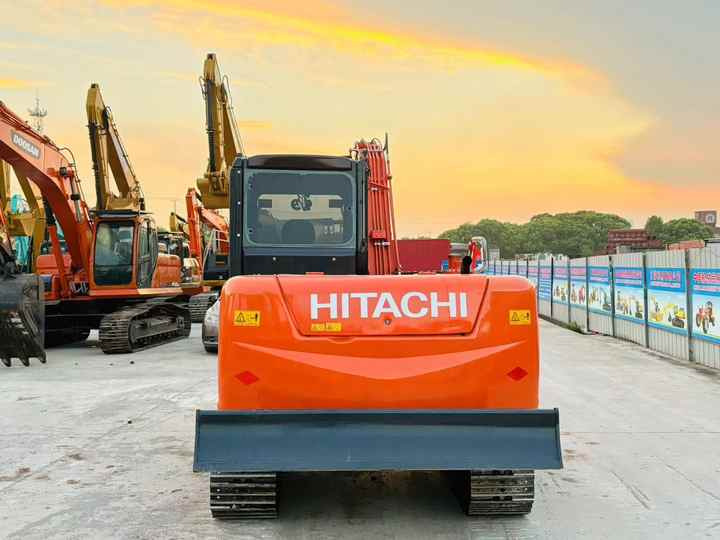 Excavadora Used Japanese Excavator Hitachi 70 for Sale Hitachi 70 Excavator Hitachi Zx70: foto 6