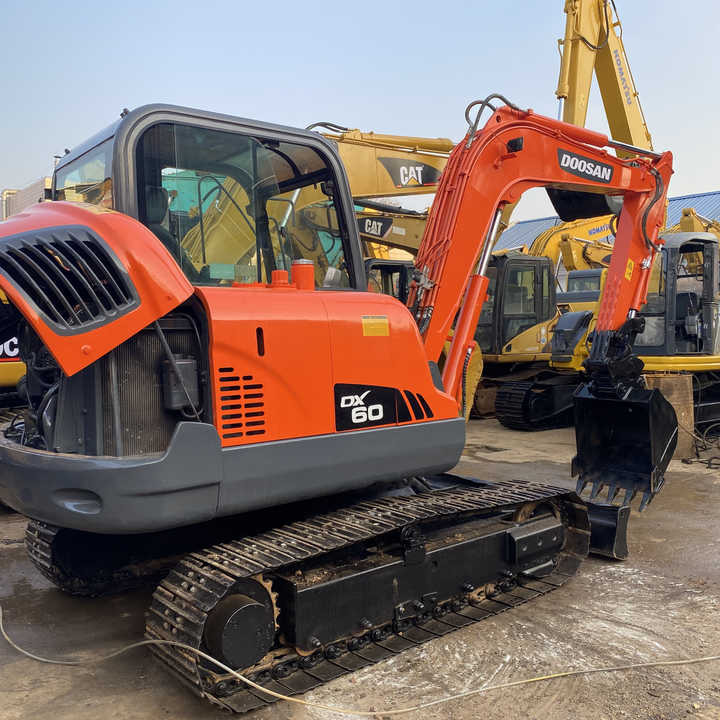 Used excavator Good Condition Low price doosan dx60 excavators machinery doosan dx60 dx80 dx75 dx225 - Excavadora de cadenas: foto 1 Used excavator Good Condition Low price doosan dx60 excavators machinery doosan dx60 dx80 dx75 dx225 - Excavadora de cadenas: foto 1