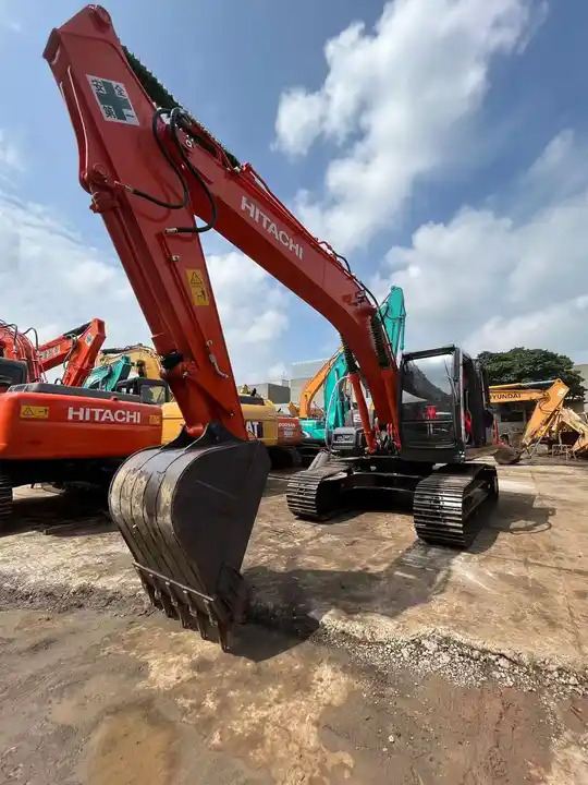 Used excavator Hitachi ZX120 Japanese second hand Excavadoras de segunda mano - Excavadora: foto 5 Used excavator Hitachi ZX120 Japanese second hand Excavadoras de segunda mano - Excavadora: foto 5