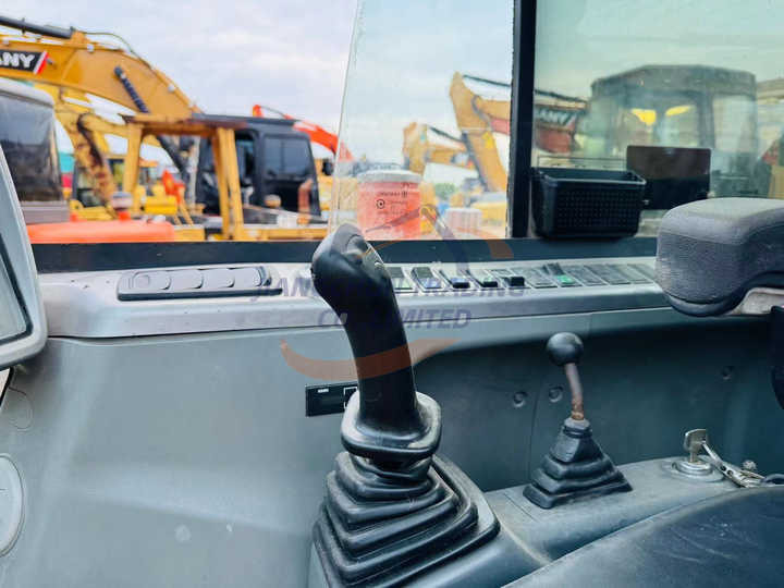 Used excavator doosan dx60  excavators earth-moving machinery doosan dx60 dx80 dx75 dx225 dh60 dh60-7for sale - Excavadora de cadenas: foto 2 Used excavator doosan dx60  excavators earth-moving machinery doosan dx60 dx80 dx75 dx225 dh60 dh60-7for sale - Excavadora de cadenas: foto 2