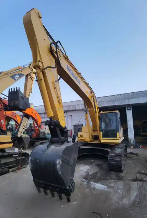 Good condition Japan komatsu pc220-8 used excavator / komatsu pc200-8 pc200-7 pc220-8 excavator second hand komatsu excavator - Excavadora de cadenas: foto 4 Good condition Japan komatsu pc220-8 used excavator / komatsu pc200-8 pc200-7 pc220-8 excavator second hand komatsu excavator - Excavadora de cadenas: foto 4