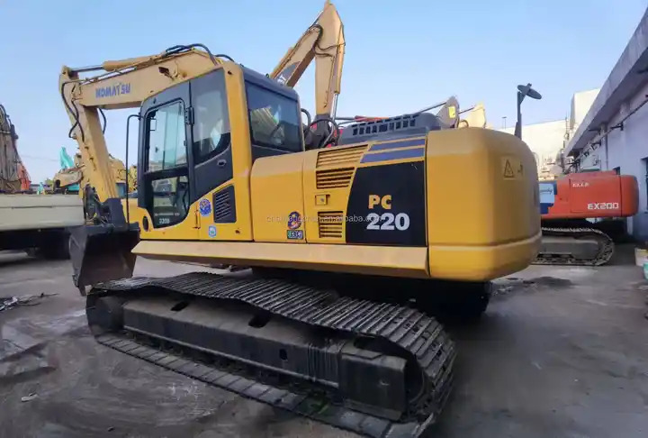 Good condition Japan komatsu pc220-8 used excavator / komatsu pc200-8 pc200-7 pc220-8 excavator second hand komatsu excavator - Excavadora de cadenas: foto 5 Good condition Japan komatsu pc220-8 used excavator / komatsu pc200-8 pc200-7 pc220-8 excavator second hand komatsu excavator - Excavadora de cadenas: foto 5