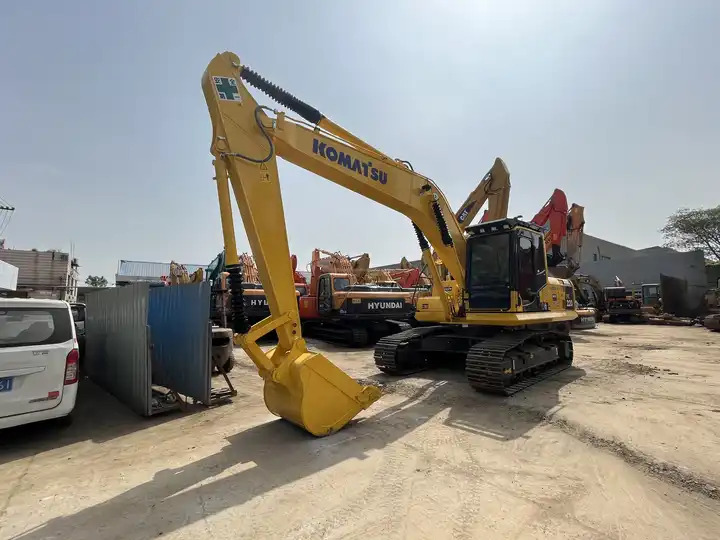 Good condition Japan komatsu pc220-8 used excavator / komatsu pc200-8 pc200-7 pc220-8 excavator second hand komatsu excavator - Excavadora de cadenas: foto 3 Good condition Japan komatsu pc220-8 used excavator / komatsu pc200-8 pc200-7 pc220-8 excavator second hand komatsu excavator - Excavadora de cadenas: foto 3