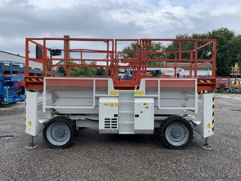 Genie GS3390 - 12,06 m - 4x4 - diesel - Plataforma de tijeras: foto 4 Genie GS3390 - 12,06 m - 4x4 - diesel - Plataforma de tijeras: foto 4
