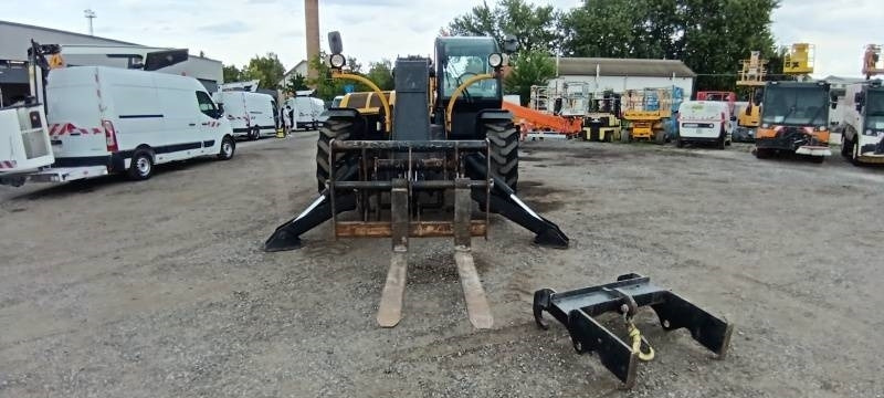 Haulotte HTL4014 - 14,1m, 4T, 4x4x4 - Manipulador telescópico: foto 4 Haulotte HTL4014 - 14,1m, 4T, 4x4x4 - Manipulador telescópico: foto 4