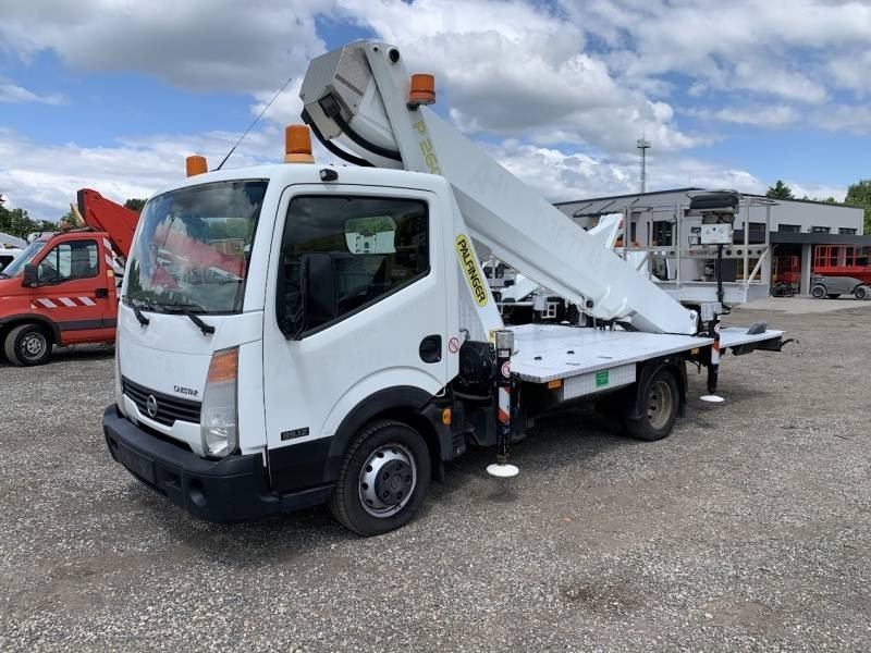 Nissan Cabstar Palfinger P260B - 25,6 m - 230 kg - Camión con plataforma elevadora: foto 2 Nissan Cabstar Palfinger P260B - 25,6 m - 230 kg - Camión con plataforma elevadora: foto 2