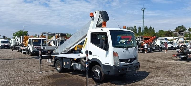 Nissan Cabstar Palfinger P260B - 25,6 m - 230 kg - Camión con plataforma elevadora: foto 1 Nissan Cabstar Palfinger P260B - 25,6 m - 230 kg - Camión con plataforma elevadora: foto 1