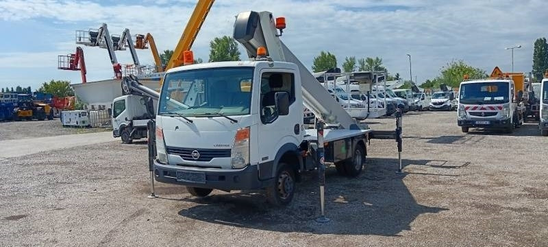 Nissan Cabstar Palfinger P260B - 25,6 m - 230 kg - Camión con plataforma elevadora: foto 2 Nissan Cabstar Palfinger P260B - 25,6 m - 230 kg - Camión con plataforma elevadora: foto 2