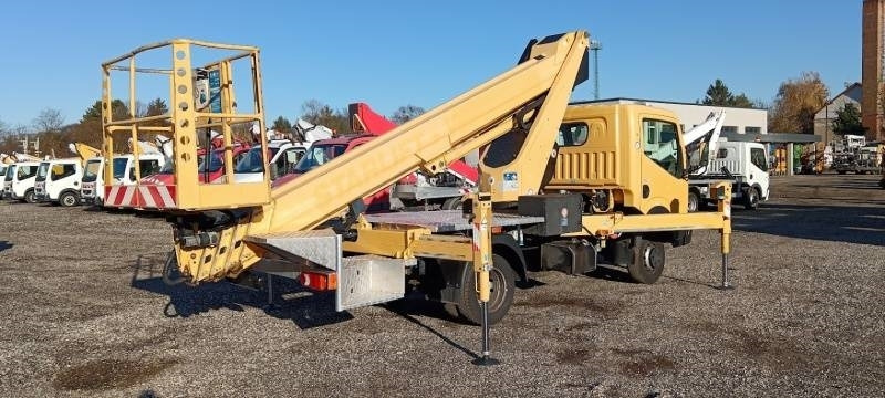 Camión con plataforma elevadora Nissan Cabstar Ruthmann TB270 - 27m - 230 kg: foto 6