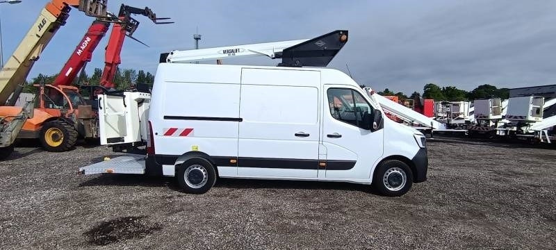 Renault Master Versalift VTL135 EVO - 13,3 m - 120kg - Camión con plataforma elevadora: foto 4 Renault Master Versalift VTL135 EVO - 13,3 m - 120kg - Camión con plataforma elevadora: foto 4