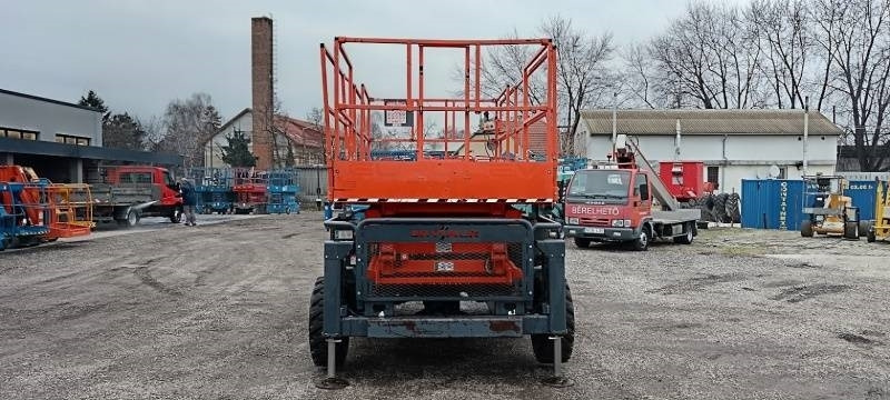 SkyJack SJ8831 - 11,27 m - 4x4 - Plataforma de tijeras: foto 3 SkyJack SJ8831 - 11,27 m - 4x4 - Plataforma de tijeras: foto 3