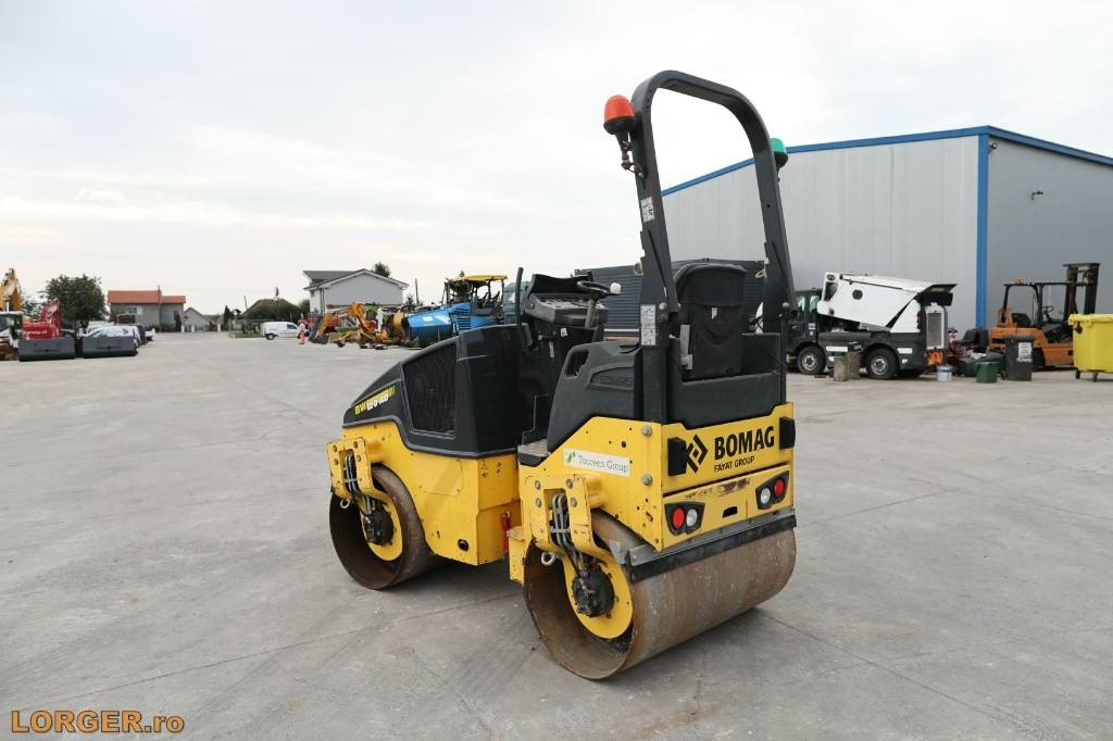 Bomag BW 120 AD-5 - Apisonadora de asfalto: foto 2 Bomag BW 120 AD-5 - Apisonadora de asfalto: foto 2