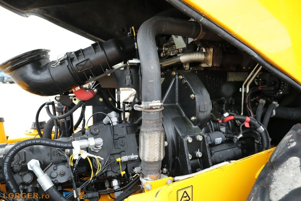 Compactador JCB VM 117: foto 15