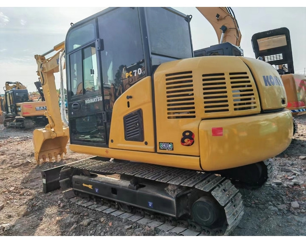 2022 Komatsu PC70-8 - Excavadora de cadenas: foto 2 2022 Komatsu PC70-8 - Excavadora de cadenas: foto 2