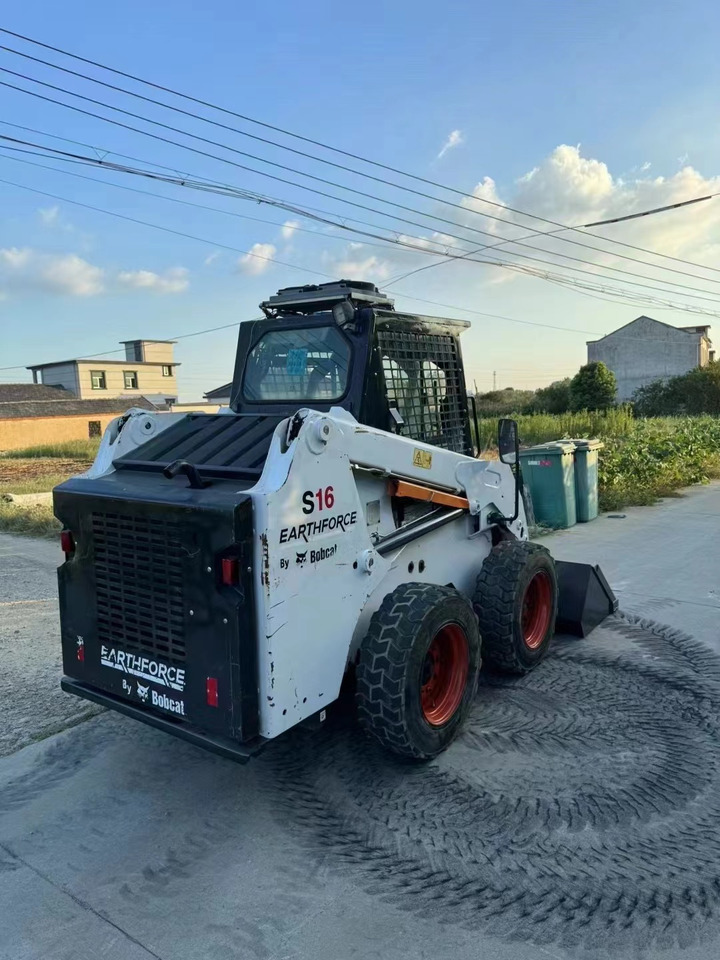 BOBCAT s16 - Cargadora: foto 4 BOBCAT s16 - Cargadora: foto 4