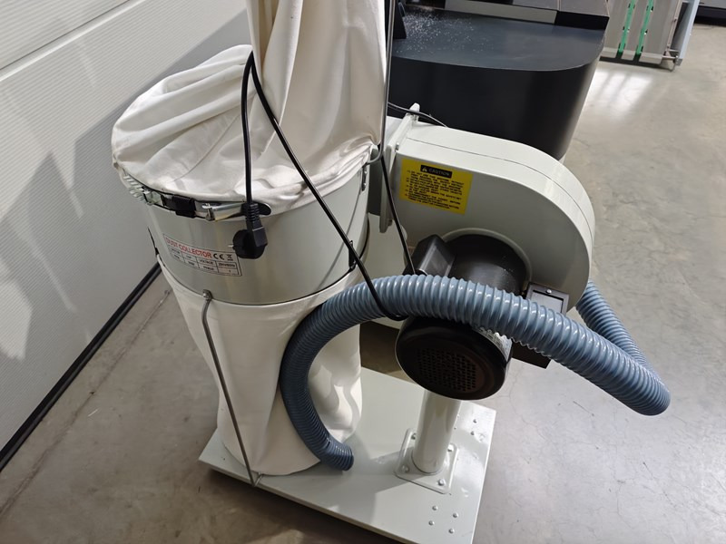 Rigo LAMIBIND 340 HM | 2249 | 2016 - Encuadernadora: foto 5 Rigo LAMIBIND 340 HM | 2249 | 2016 - Encuadernadora: foto 5