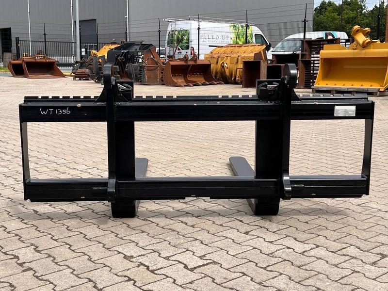 Volvo L60 / 70 / 90 / 110 8 tons Palletforks Palletvorke - Horquillas para Maquinaria de construcción: foto 4 Volvo L60 / 70 / 90 / 110 8 tons Palletforks Palletvorke - Horquillas para Maquinaria de construcción: foto 4