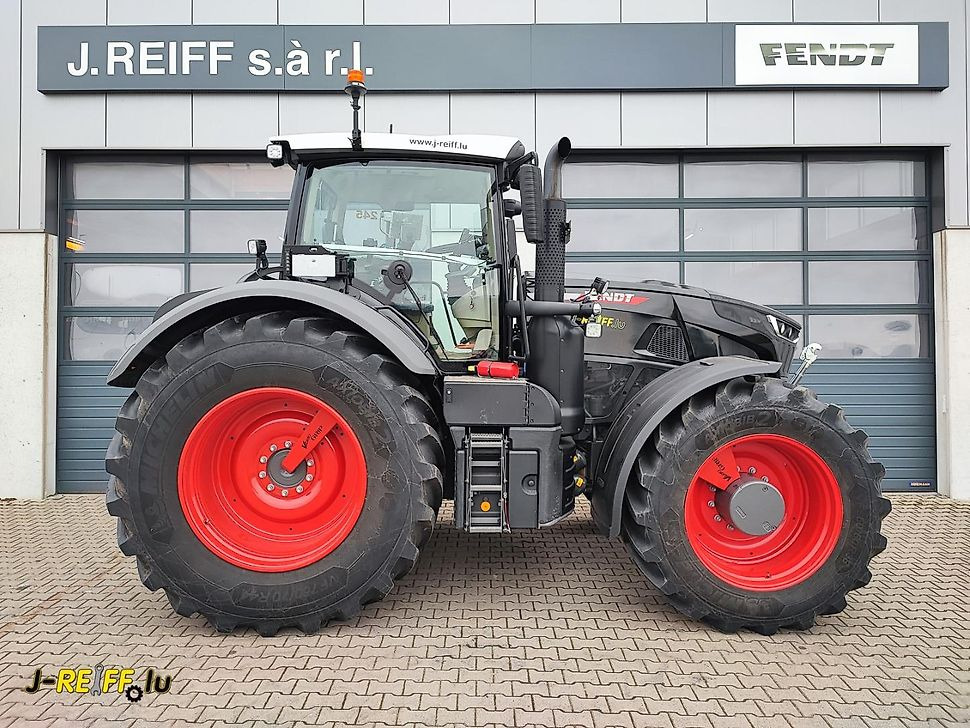 J.Reiff Sarl
Herr Stefan Neukirch - 77 Z.I in den - Tractor: foto 3 J.Reiff Sarl
Herr Stefan Neukirch - 77 Z.I in den - Tractor: foto 3