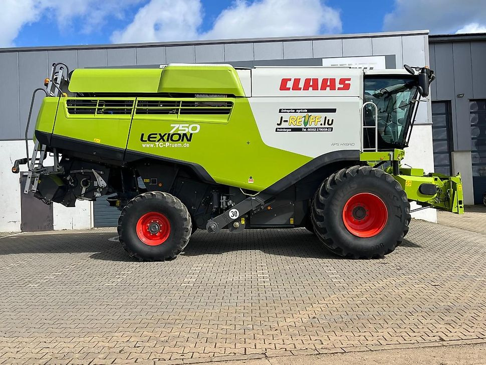 J.Reiff Sarl                        
                                                                Herr Stefan Neukirch                                                                - 77 Z.I in den - Cosechadora de granos: foto 5 J.Reiff Sarl                        
                                                                Herr Stefan Neukirch                                                                - 77 Z.I in den - Cosechadora de granos: foto 5