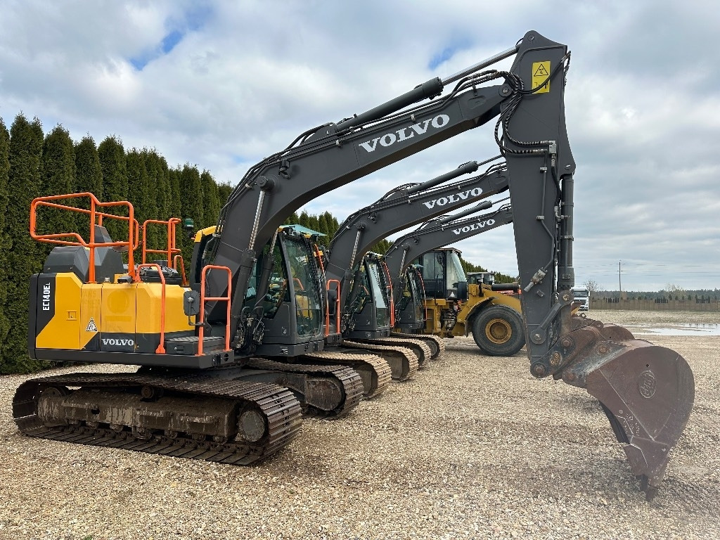 Volvo EC 140 EL - Excavadora de cadenas: foto 1 Volvo EC 140 EL - Excavadora de cadenas: foto 1