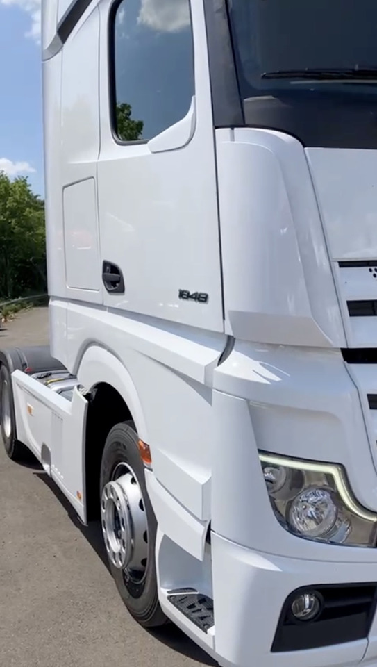 Mercedes-Benz Actros L 1848 - Cabeza tractora: foto 4 Mercedes-Benz Actros L 1848 - Cabeza tractora: foto 4