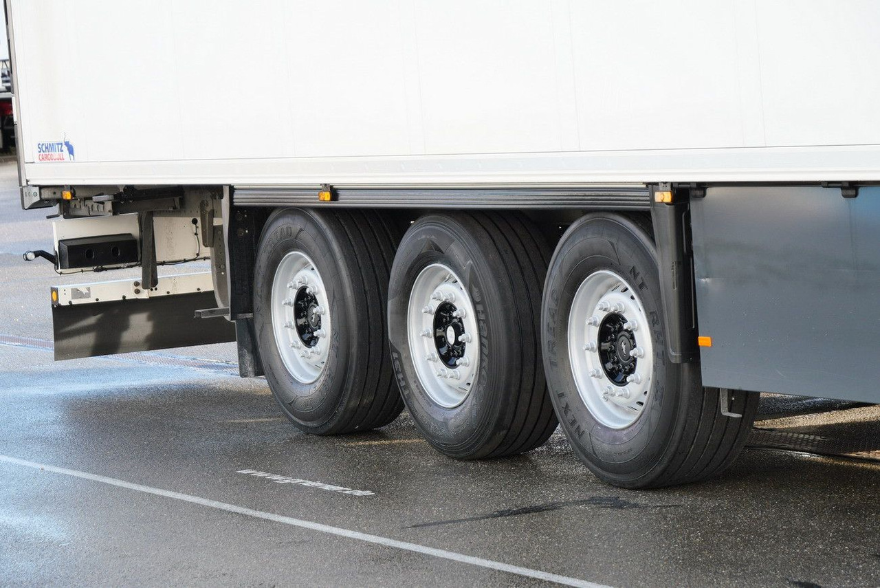 Schmitz Cargobull SKO 24/CARRIER 1550 VECTOR /DOPPELSTOCK /BLUMEN/ - Semirremolque frigorífico: foto 5 Schmitz Cargobull SKO 24/CARRIER 1550 VECTOR /DOPPELSTOCK /BLUMEN/ - Semirremolque frigorífico: foto 5